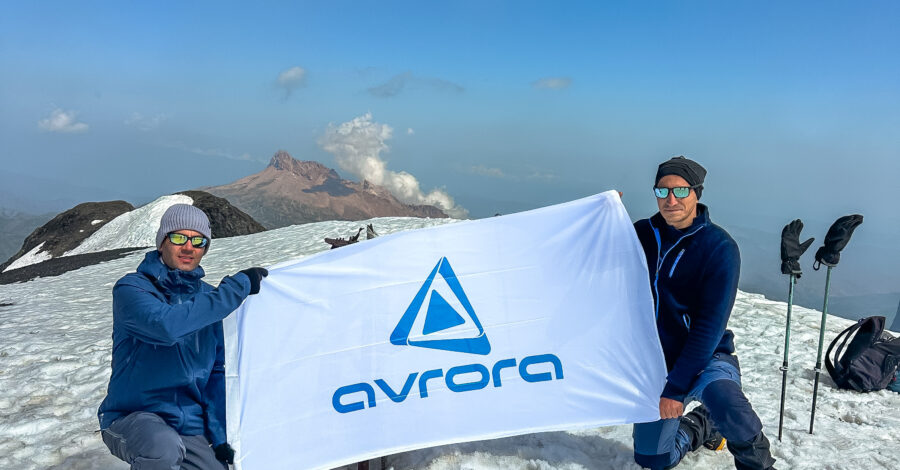 Avrora Qrup əməkdaşı Bazardüzü zirvəsini fəth edib